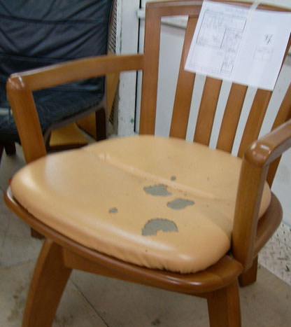chair_leather15